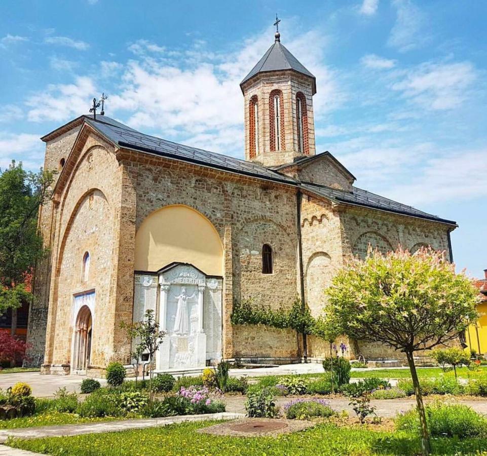 Guest House Aleksandra Баина Баща Екстериор снимка